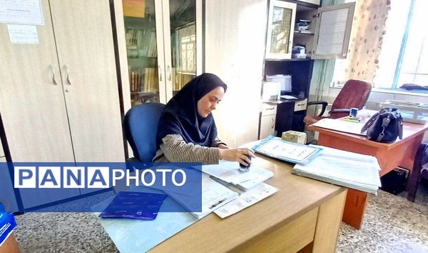 رقابت دانش‌آموزان خانمیرزا در امتحانات نهایی