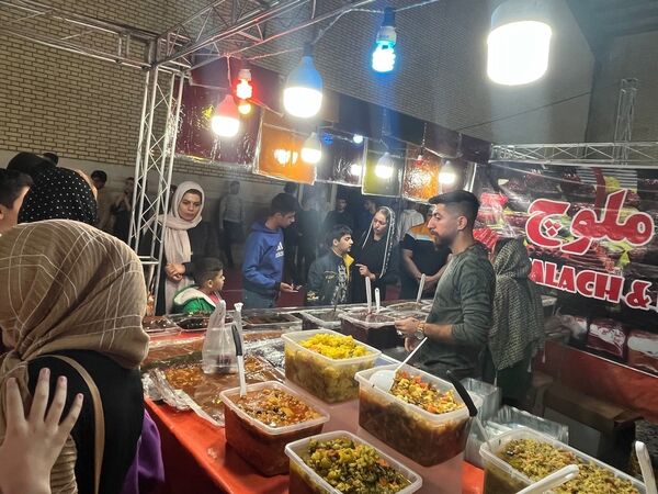 نمایشگاه غرفه‌های پاییزه در شهرستان دهلران 