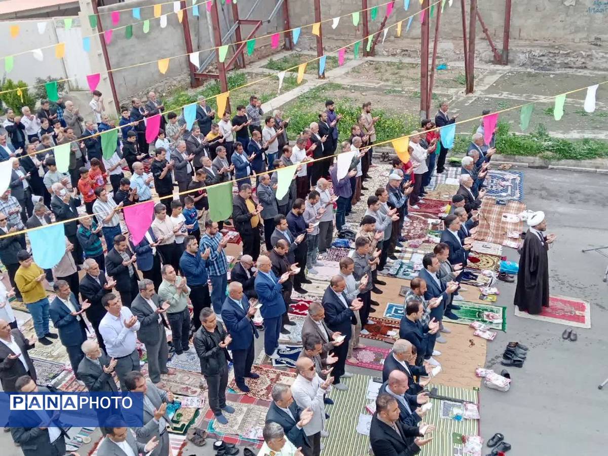 نماز عید فطر در پلدختر و معمولان