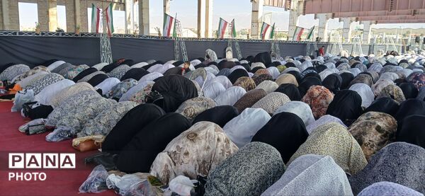 برپایی نماز عید فطر در مصلی ساوجبلاغ