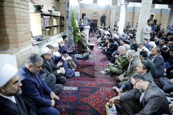 مراسم بزرگداشت شهیدان راه خدمت در مسجد جامع سنندج 