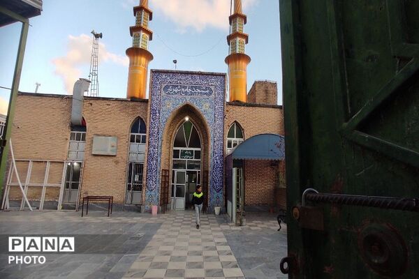 ضیافت افطاری همراه با نماز جماعت مغرب و عشاء در مسجد جامع شهر بار 