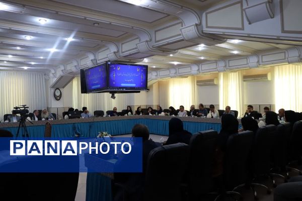 نشست خبری مدیرکل آموزش و پرورش استان یزد