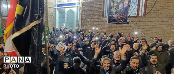 بیعت با رهبر جدید انقلاب در شهر ازندریان