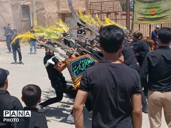 در هشتمین روز ماه محرم طنین نوای یا حسین در کوچه‌های فدافن پیچید

