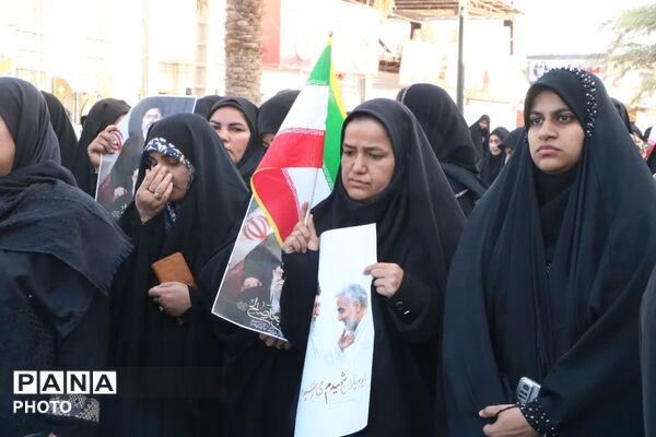 اعلام بیعت تمام قد مردم فهرج با پرچمدار انقلاب