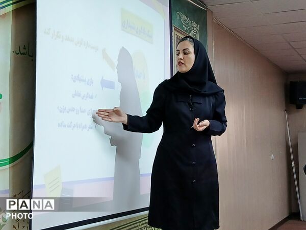 جهشی به سوی توانمند سازی مربیان و آموزگاران شهرستان ملارد
