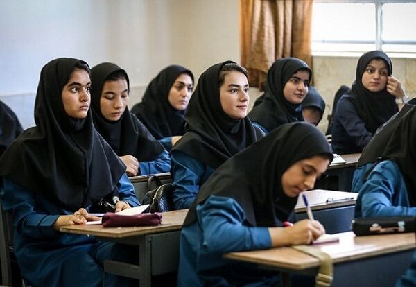اعتمادبه‌نفس؛ چراغ درونی که نوجوان را در مسیر پیشرفت تحصیلی هدایت می‌کند