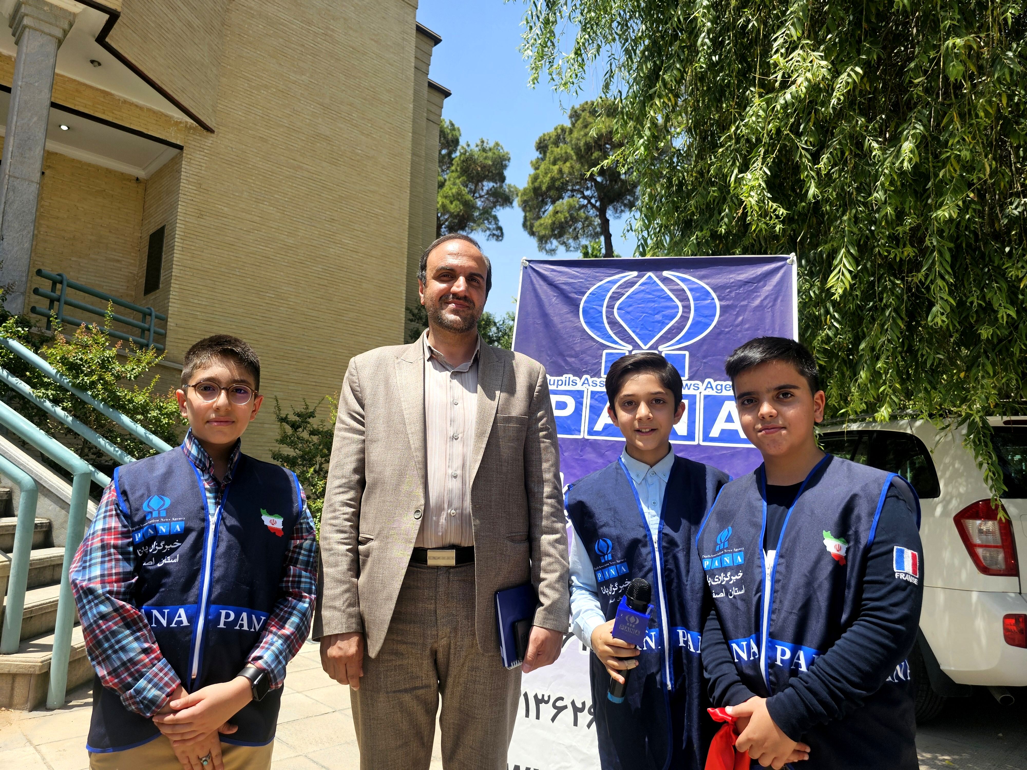 دانش‌آموزخبرنگاران پانا در انتخابات ریاست جمهوری کاندید انتخابات مجلس نقش پر شوری دارند