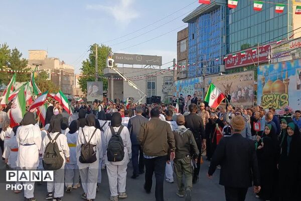 نمایش بزرگ سراسری اقتدار، جان‌فدا برای ایران در پیشوا با حضور پرشور اقشار مختلف مردم