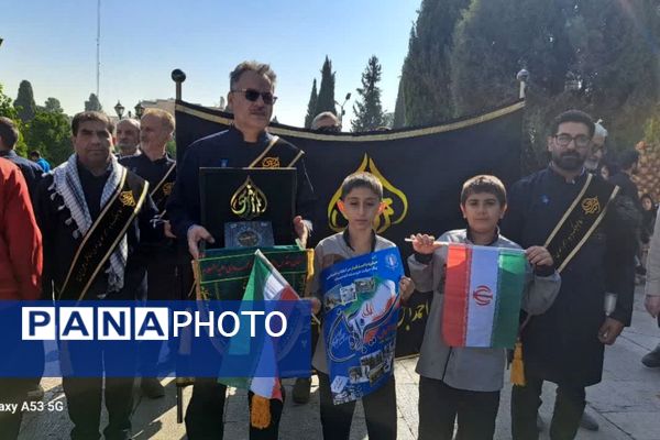 طنین حماسه در گام‌های دانش‌ آموزی