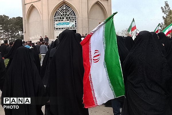 مراسم تشیع شهید جوان یوسف‌آباد