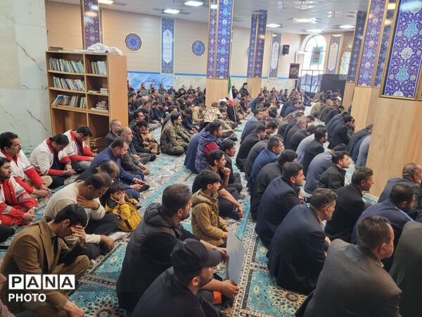  مردم خانمیرزا در سوگ پدر ایران
