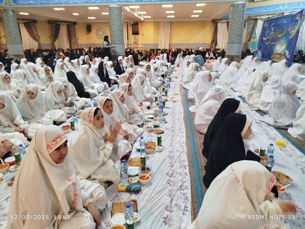 جشن بزرگ دختران روزه اولی‌ در ورزقان