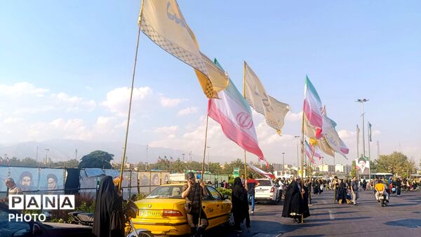غدیر در قلب پایتخت؛ میدان آزادی میزبان خیل عظیم عاشقان ولایت