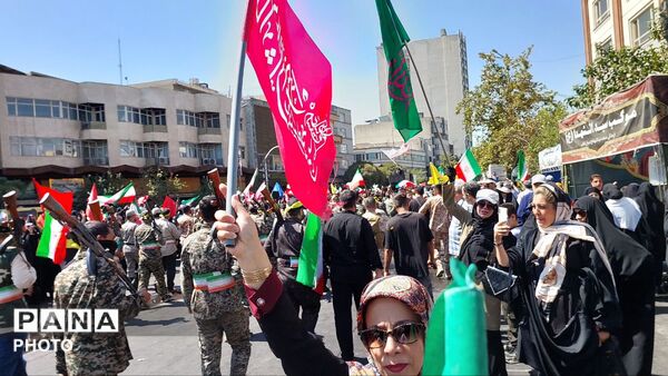  اقتدار پایتخت در رزمایش ۳۱۳ هزار نفری جانفدایان ایران