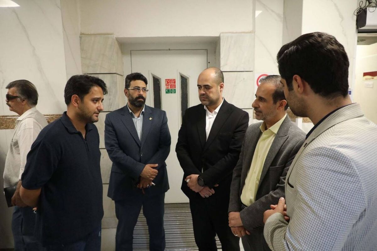 خانواده رادیو در کنار صدای ماندگار ایران