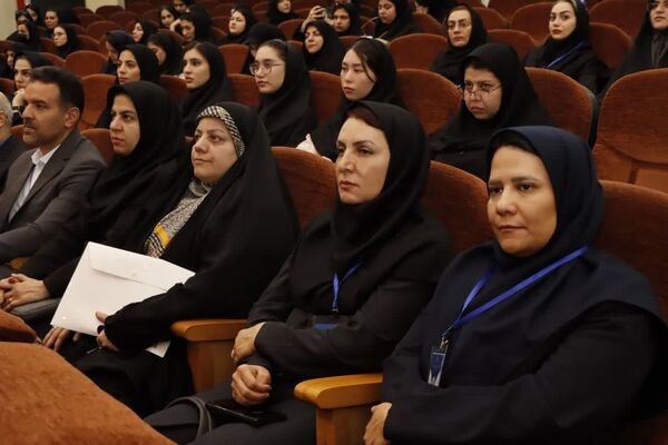 نخستین کنفرانس ملی چالش های مدیریت سرمایه انسانی در سازمان های بزرگ مقیاس