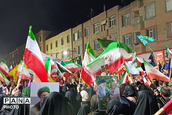 بیعت با رهبر تا پای جان