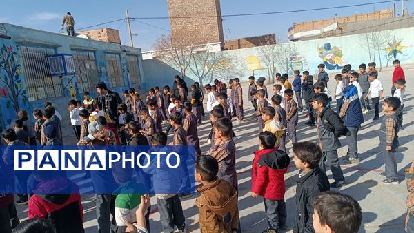 جشن میلاد امام زمان(عج)در دبستان شهید عجمی فدافن کاشمر
