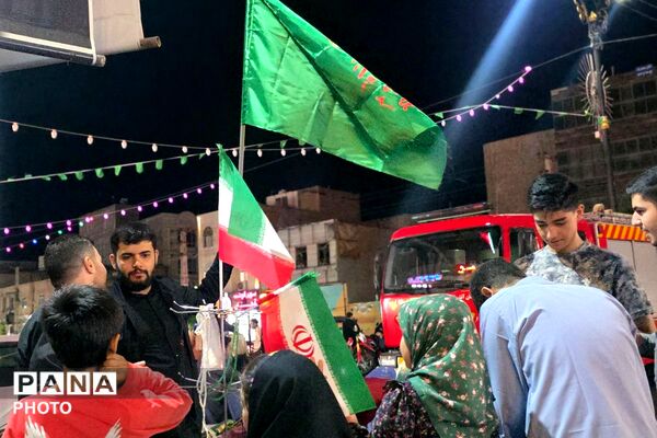 تداوم حضور در خیابان‌ها؛ رمز اتحاد و پیروزی 