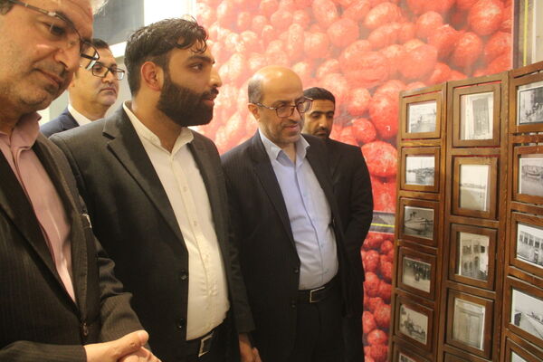 بازدید معاون وزیر و رئیس مرکز اطلاع رسانی و روابط عمومی وزارت آموزش و پرورش از مدرسه ماندگار سعادت بوشهر
