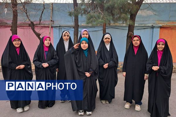 مدارس اسلامشهر یکصدا در جشن انقلاب 