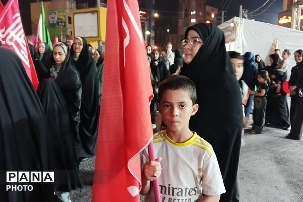 باز هم حضور پرشور و باشکوه مردم شهرستان قدس امشب درمیدان امام خامنه‌ای 