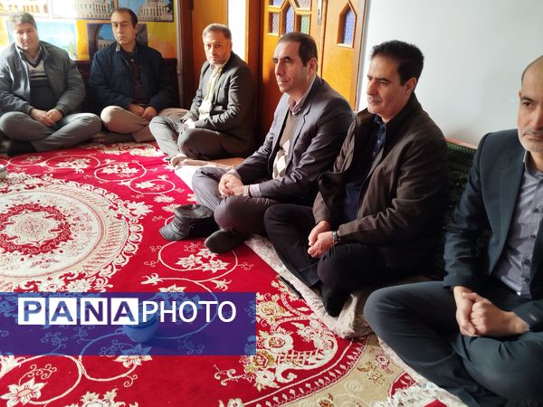 دیدار فرماندار فاروج با امام جمعه به مناسبت آغاز دهه فجر 