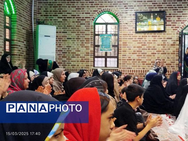 جشن میلاد کریم اهل بیت (ع) در بوستان زیتون تهران 