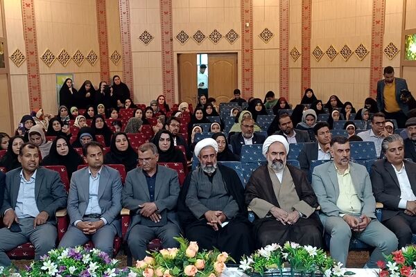 همایش ادبی زیر سایه خورشید و رونمایی از کتاب به مناسبت میلاد امام رضا(ع) در مروست