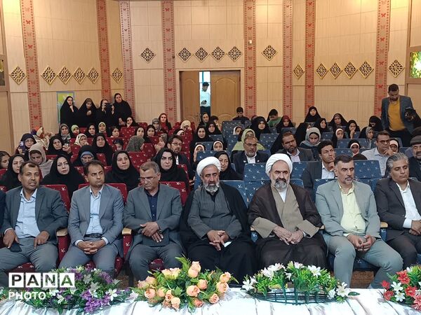همایش ادبی زیر سایه خورشید و رونمایی از کتاب به مناسبت میلاد امام رضا(ع) در مروست
