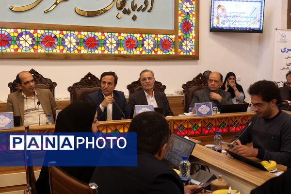 نشست خبری مدیرکل میراث‌فرهنگی، گردشگری و صنایع‌دستی