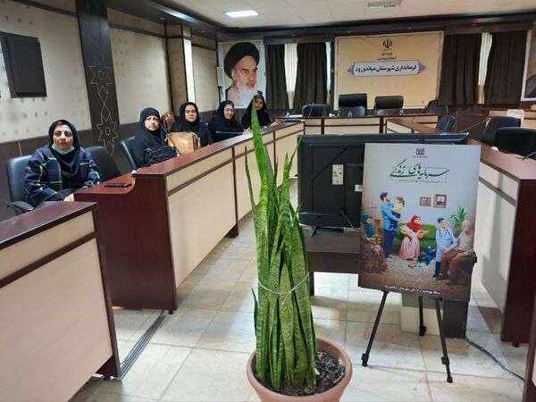 کارگاه بهداشت سلامت روانی خانواده و فرزند پروری در میاندورود 