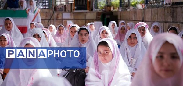 جشن تکلیف در امامزاده محمد(ع)؛ تجلی بندگی در دل دختران نوجوان