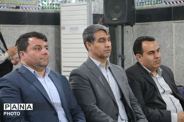 طنین بندگی در جشن تکلیف دانش‌آموزان دختر شهرستان قرچک
