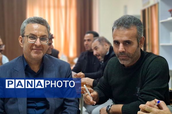 کارگاه آموزشی مدیران مدارس تراز قرچک