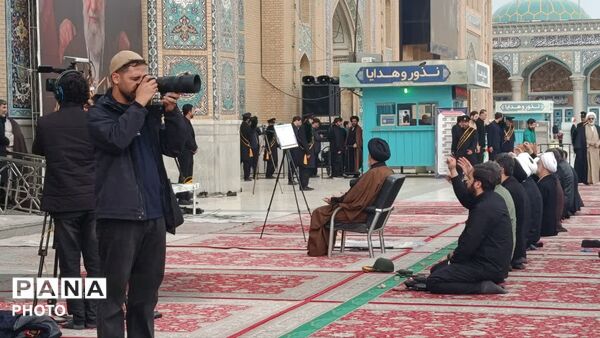 اقامه نماز عید فطر و تشییع پیکر شهید «کیارش» در مسجد جمکران