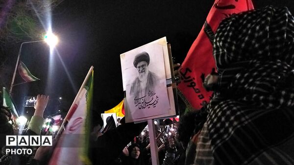 قاب هایی از حضورـ۳