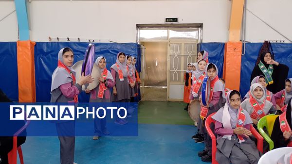 همایش یاوران انقلاب پیشگامان مقاومت در شهرستان جاجرم 