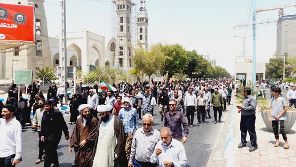 راهپیمایی خشم و نصر در بندرعباس