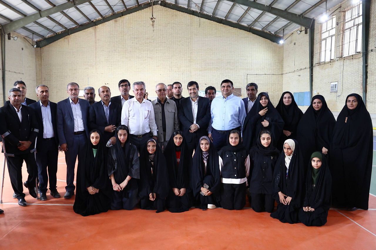 دستور وزیر ورزش برای شناسایی استعدادهای فوتسال دختران ابوموسی