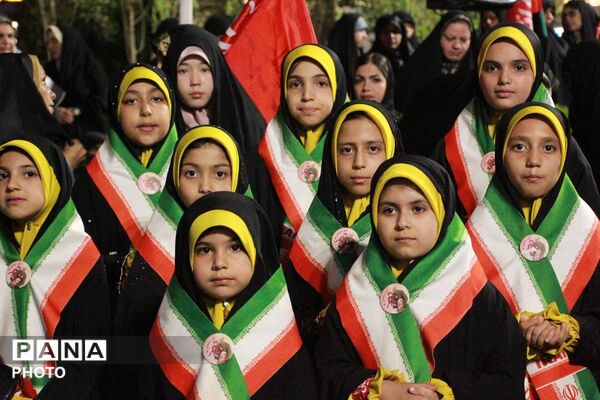 پیشوا در قاب اجتماع شبانه