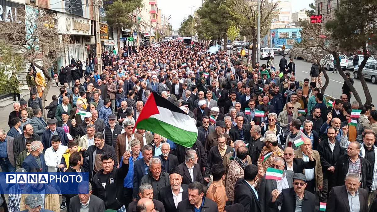 حضور پر شور مردم آبیک و البرز در روز قدس 