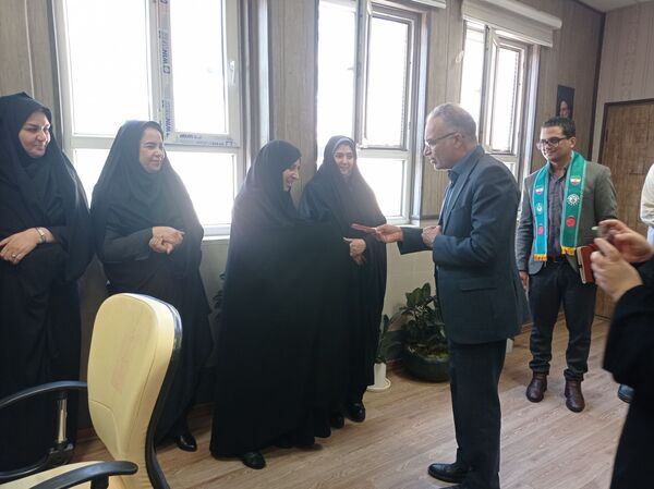دیدار دانش‌آموزان مدرسه مهندس رحمانی فرد با مسولین اداره ناحیه یک مشهد مقدس 