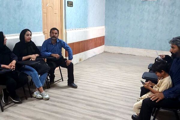 فعالیت مرکز انتخاب رشته کنکور رهمنون اداره آموزش و پرورش کهریزک