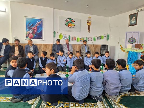 جشن کتابنوش در ناحیه۶ مشهد