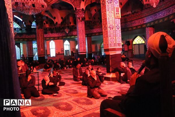 اجتماع عزاداران رهبر انقلاب در مسجد جامع شهرستان کوهبنان
