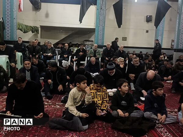 شب قدر معنوی در مسجدالهدی(عج) همدان با حضور گسترده نوجوانان 
