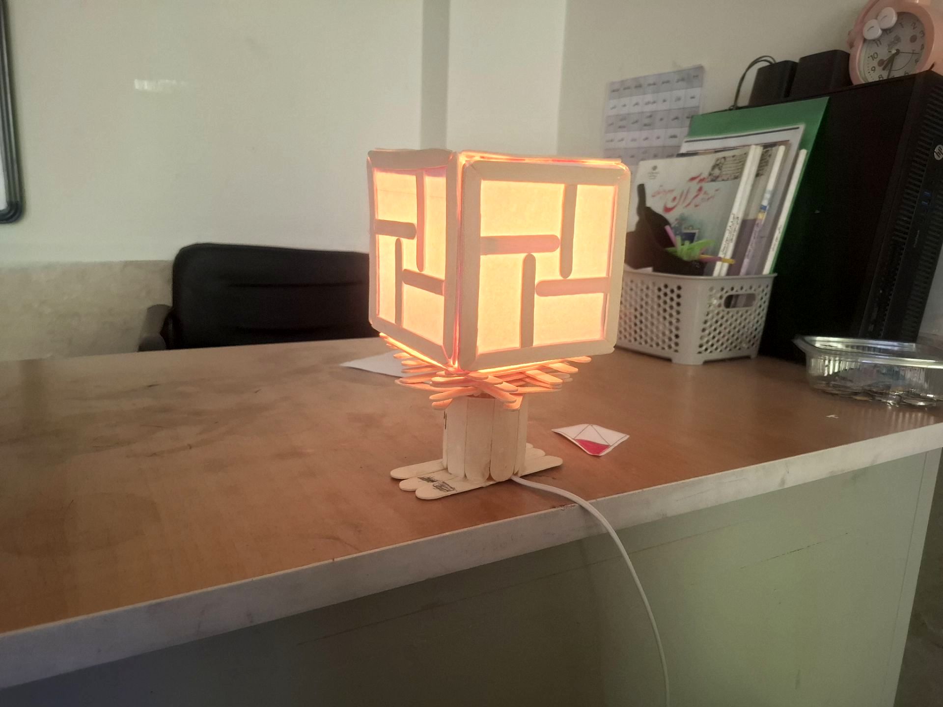  اجرای برنامه‌های خلاقانه به مناسبت هفته پژوهش در مدرسه ولی محمدی صفادشت 